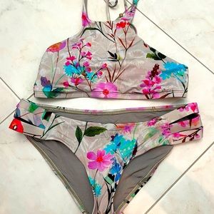 L space flower halter bikini - size M!